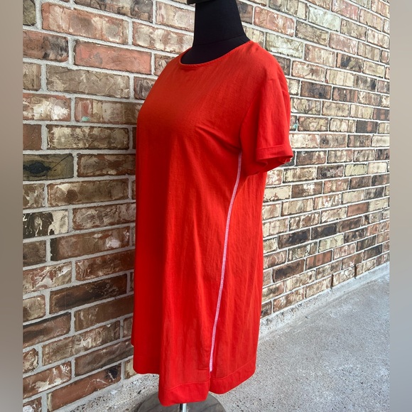 Crescent Vibrant Red Top - Picture 4 of 5